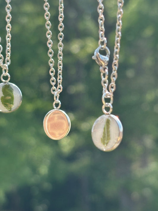 White fern resin necklace