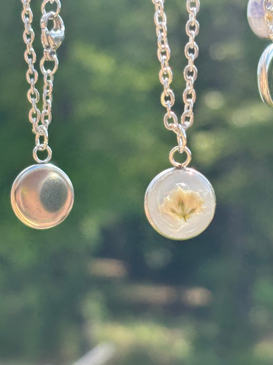 White baby's breath necklace