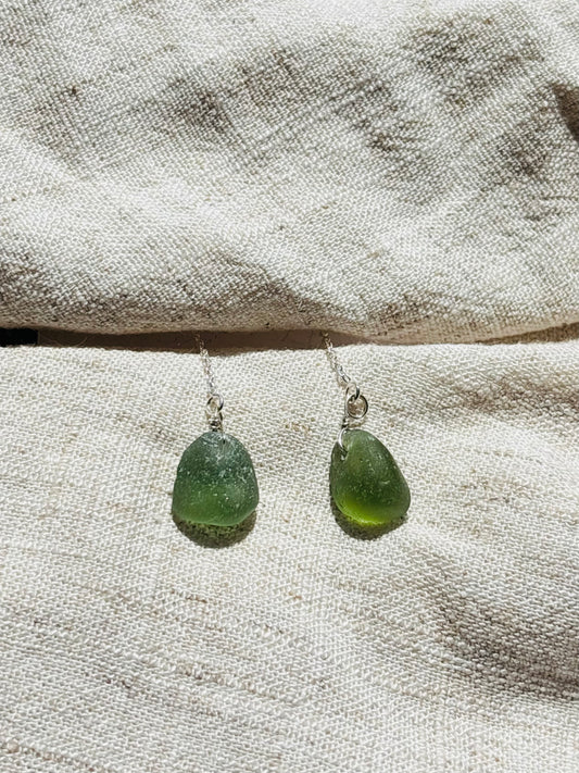Single Seaglass chain through earrings