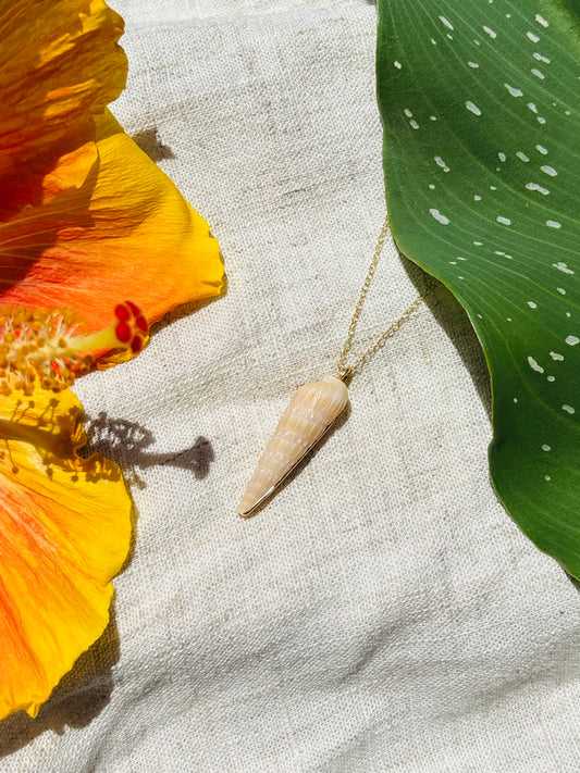 Gold shell necklace