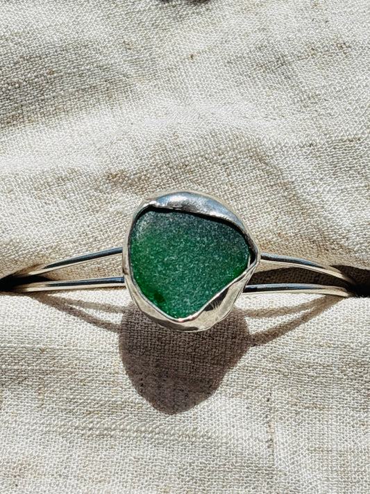 One-of-a-kind sea glass bracelet