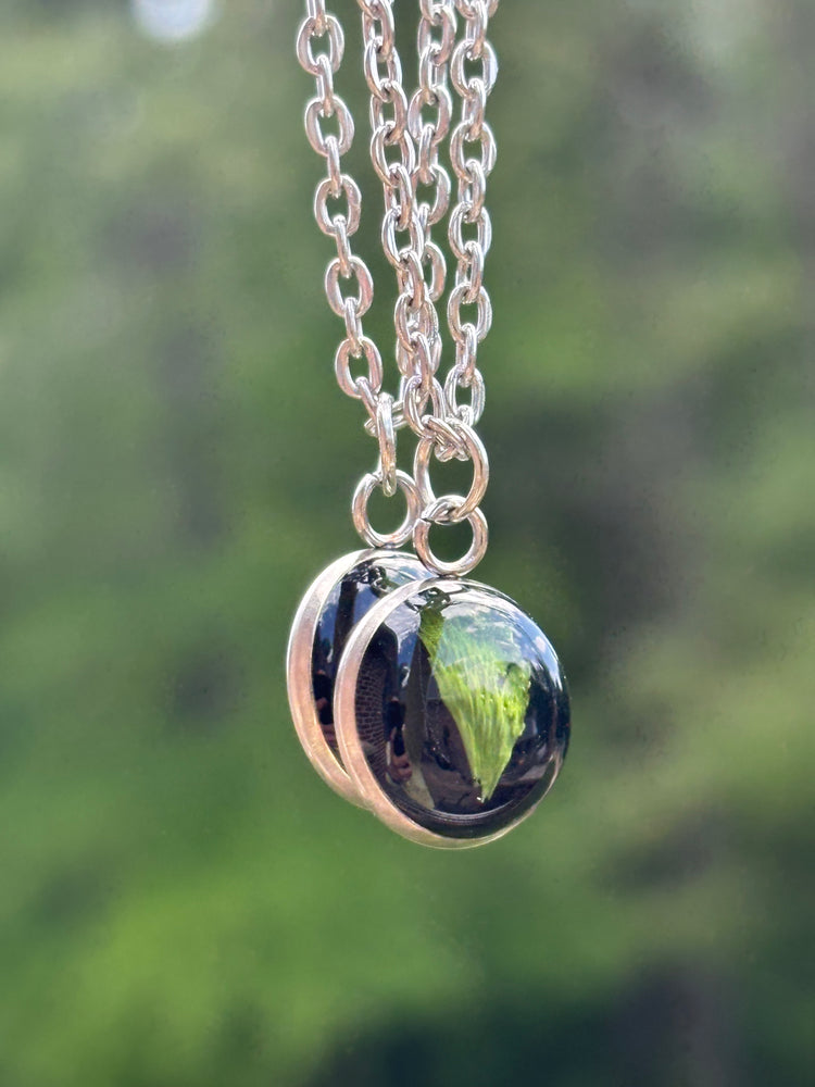 Black Fern resin necklace