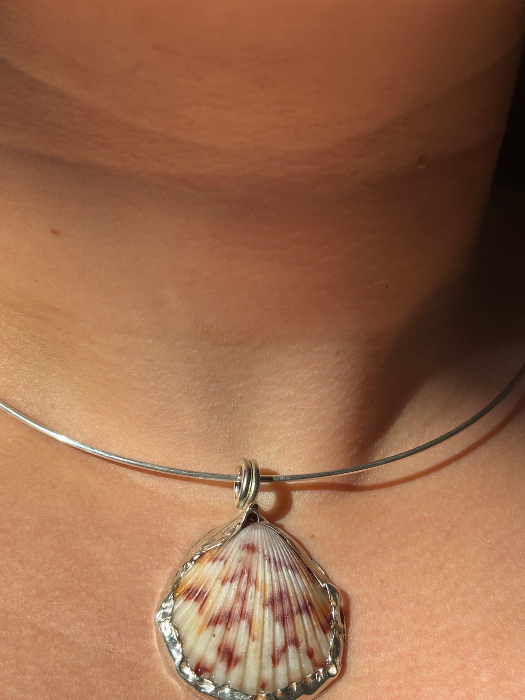 Sea shell Sterling silver choker necklace