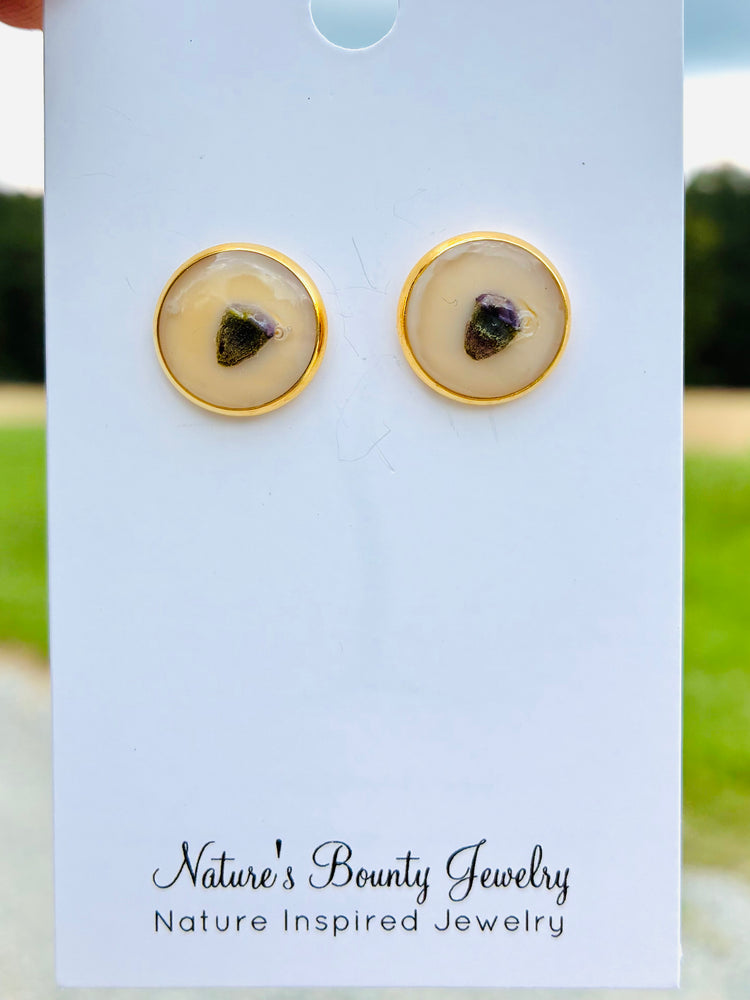 Purple wax flower stud earrings