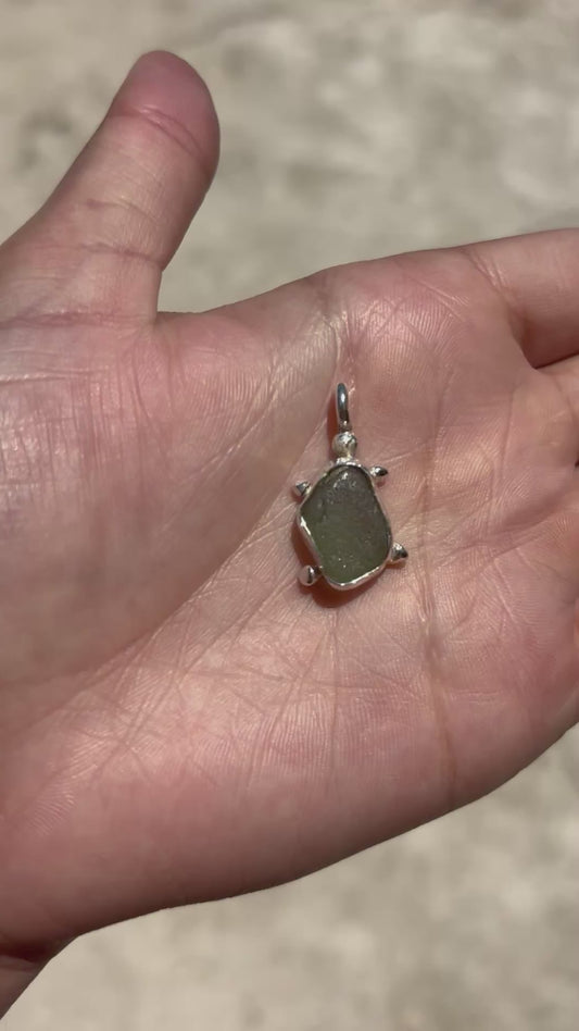 Seaglass turtle pendant